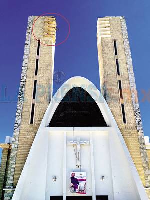 Restauran torres de Iglesia de Guadalupe - La Prensa - Reynosa